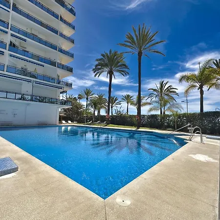 Lägenhet Skol 322 - Completely Renovated Front