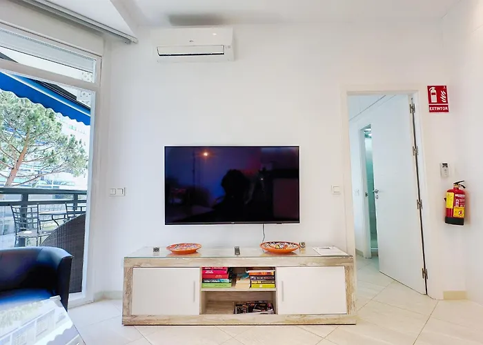 Apartman Skol 322 - Completely Renovated Front *