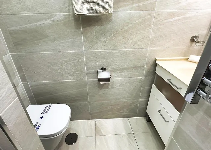 Apartman Skol 322 - Completely Renovated Front *