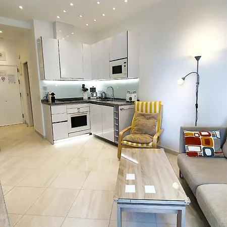 Skol 322 - Completely Renovated Front Apartmán Marbella