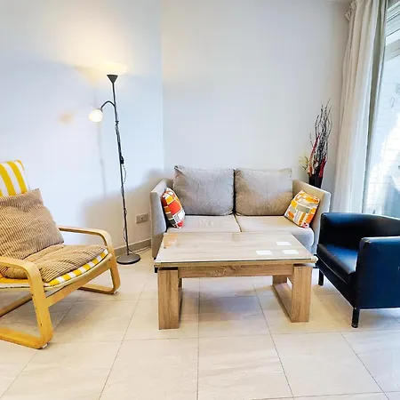 아파트 Skol 322 - Completely Renovated Front